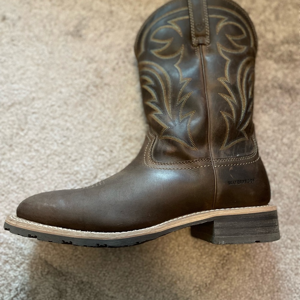 Ariat Men's Hybrid Rancher Waterproof Western Boots